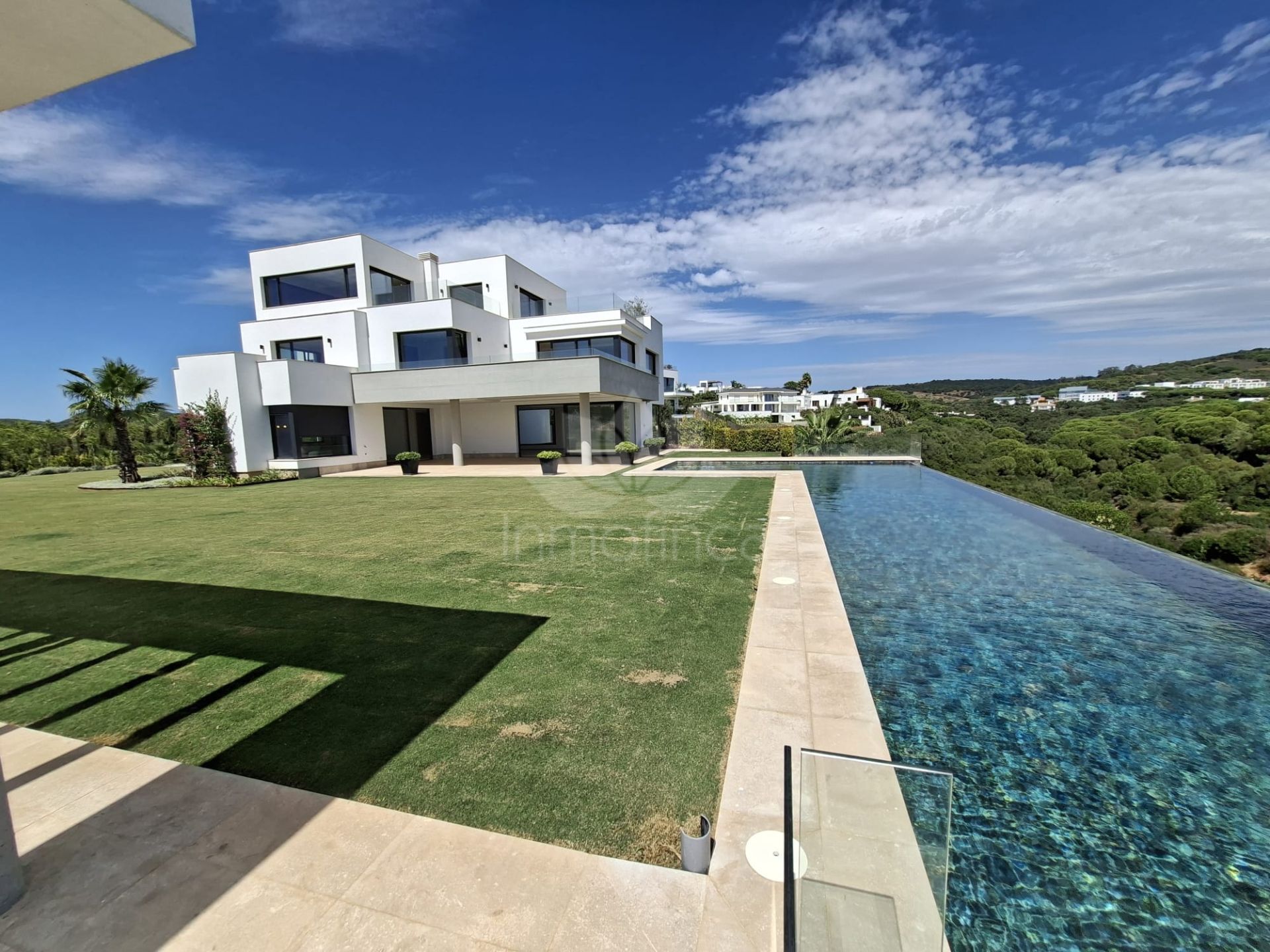 Villa in Almenara, Sotogrande