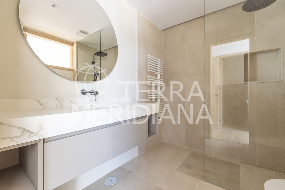 Villa in Almenara, Sotogrande