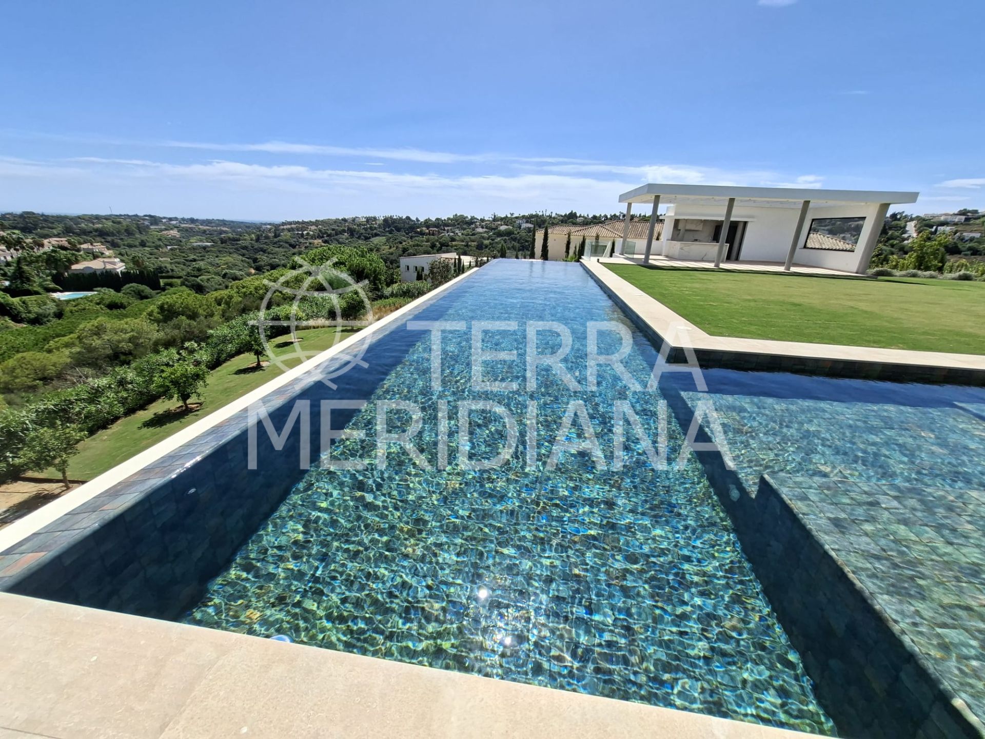 Villa in Almenara, Sotogrande