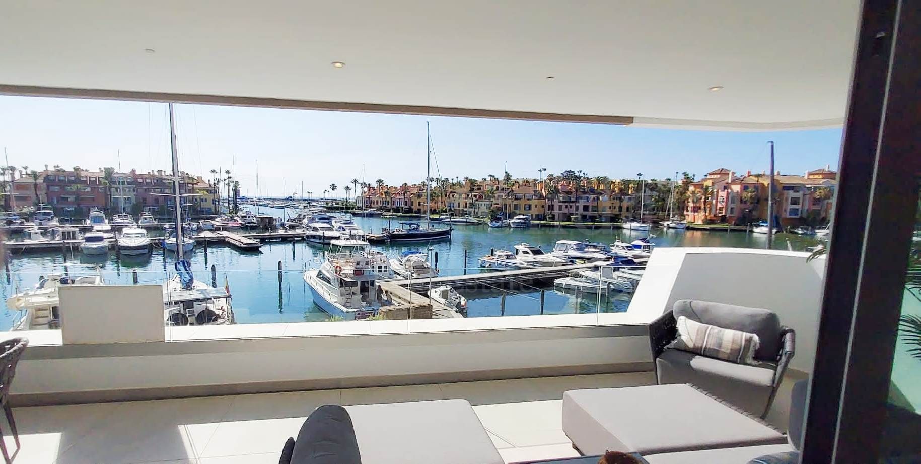 Apartment in Pier, Sotogrande