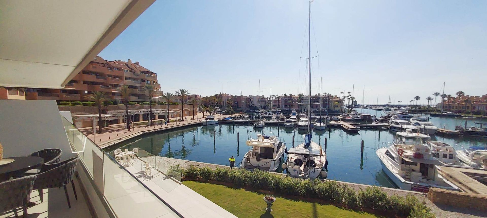 Apartment in Pier, Sotogrande