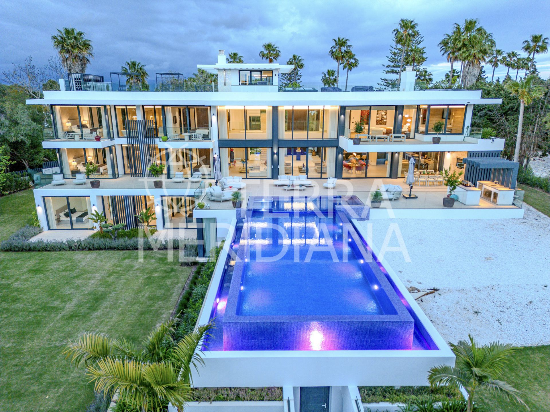 Villa in Kings & Queens, Sotogrande