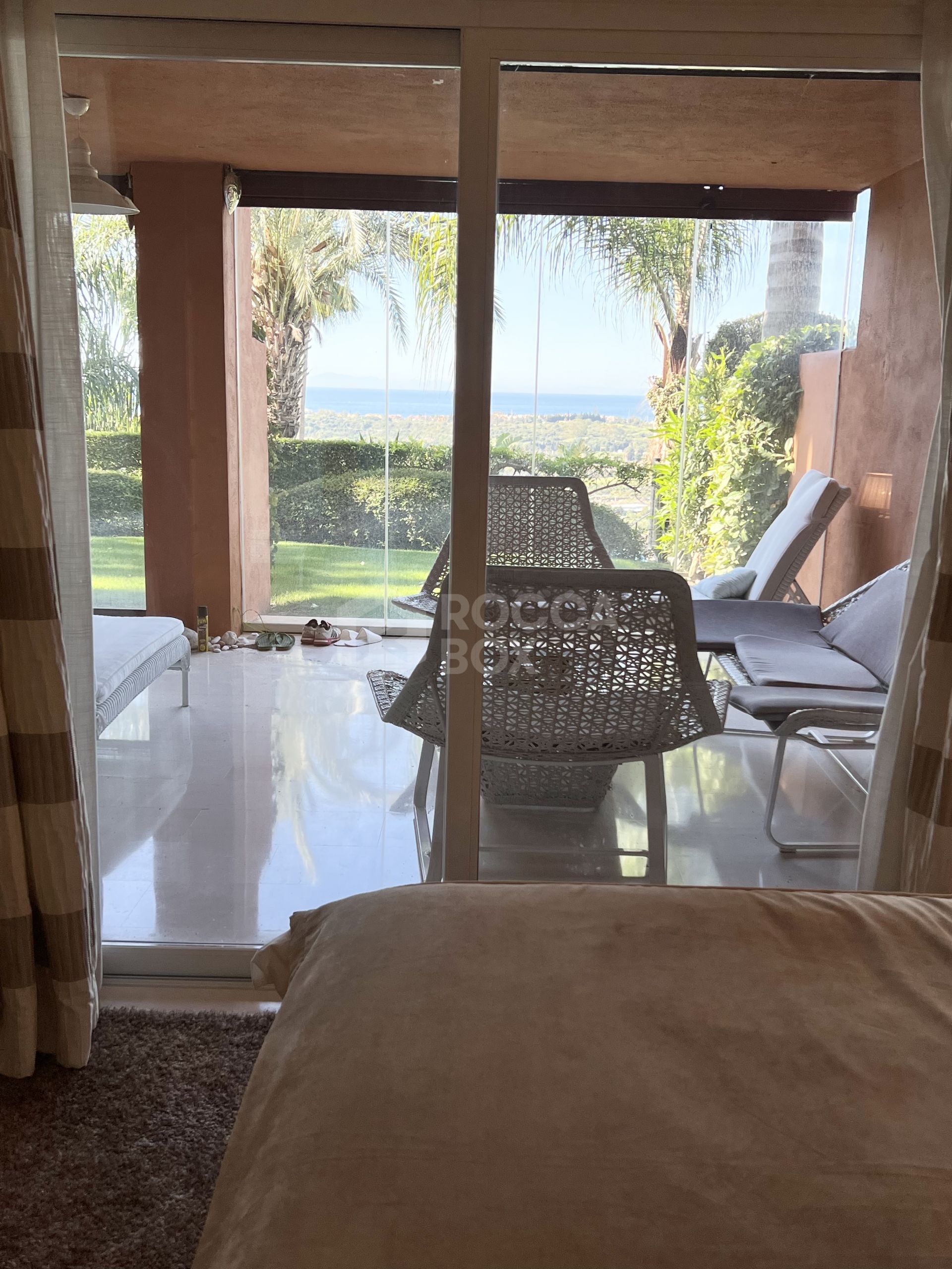 Luxury apartment for sale in Mirador de Los Flamingos with open sea views