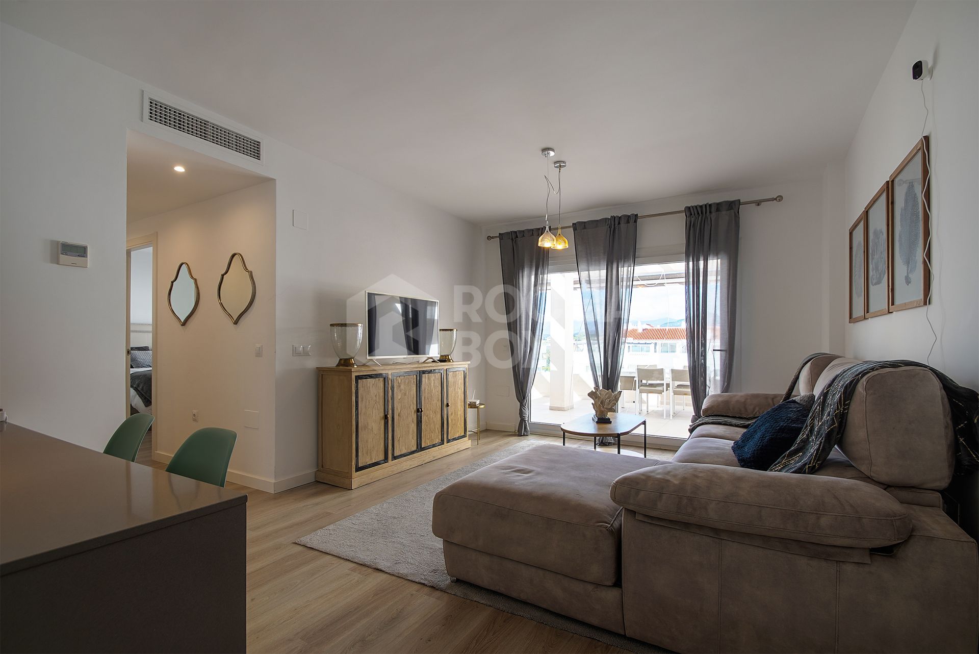 Penthouse for long term rent in La Campana, Nueva Andalucia