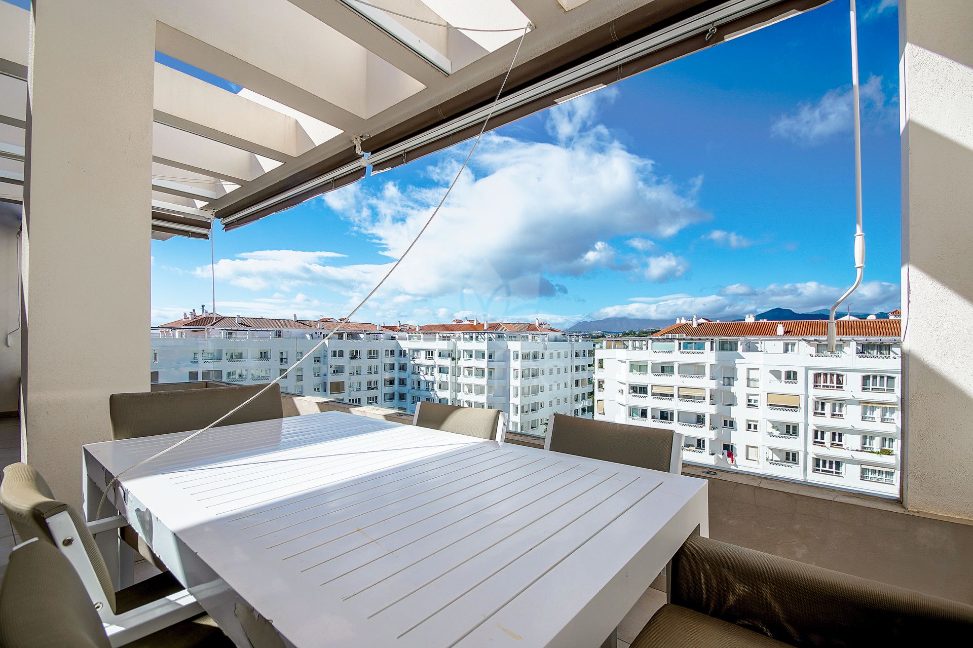 Penthouse in La Campana, Marbella