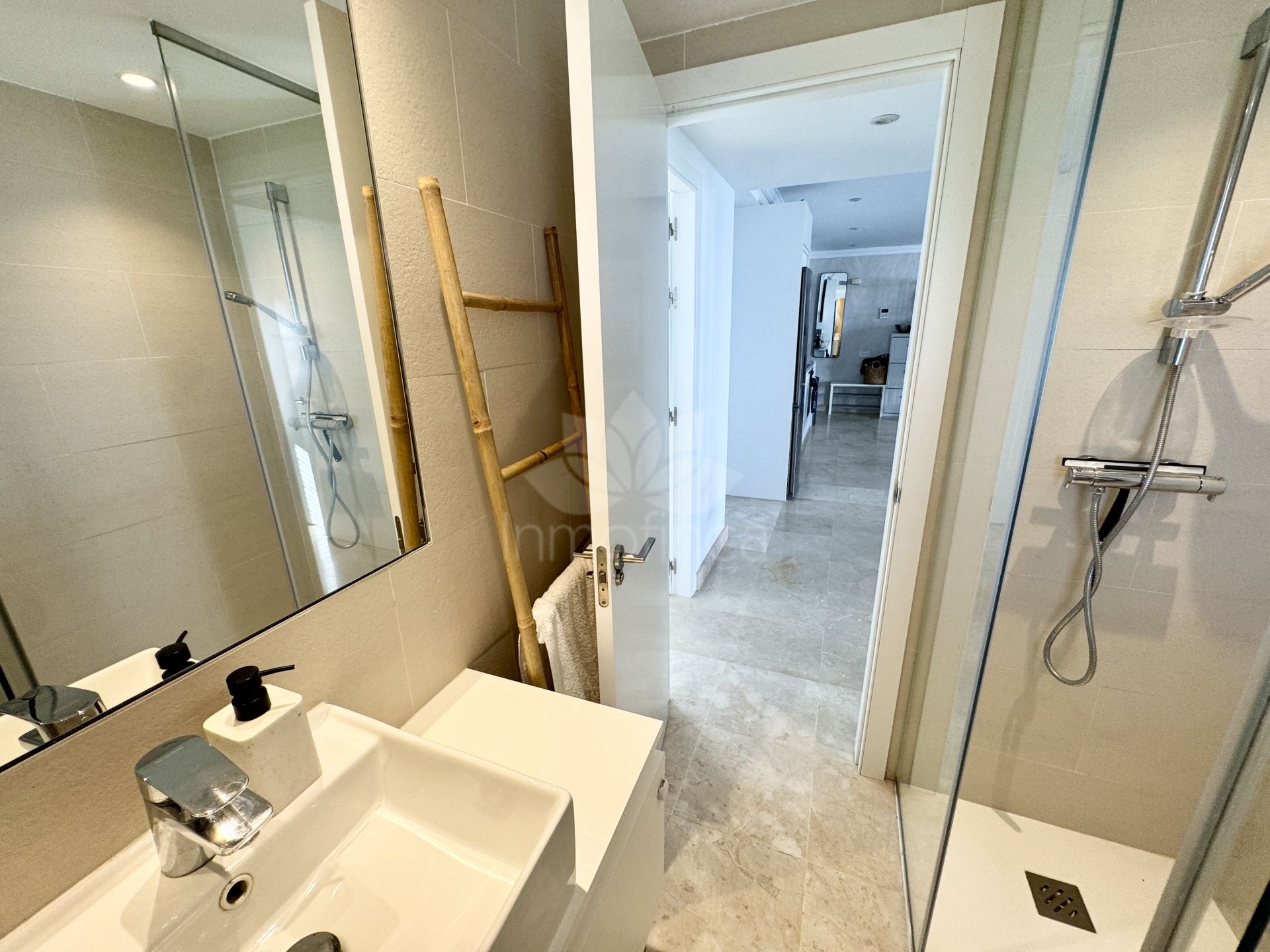 Apartment in Paraiso Pueblo, Benahavis