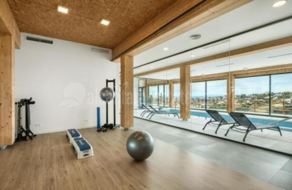 Apartment in Paraiso Pueblo, Benahavis