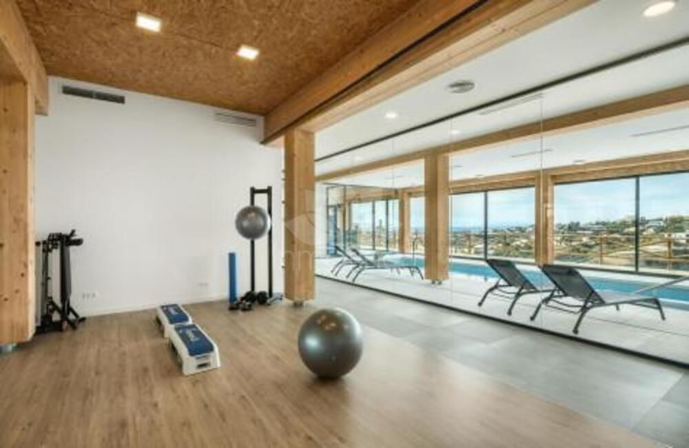 Apartment in Paraiso Pueblo, Benahavis