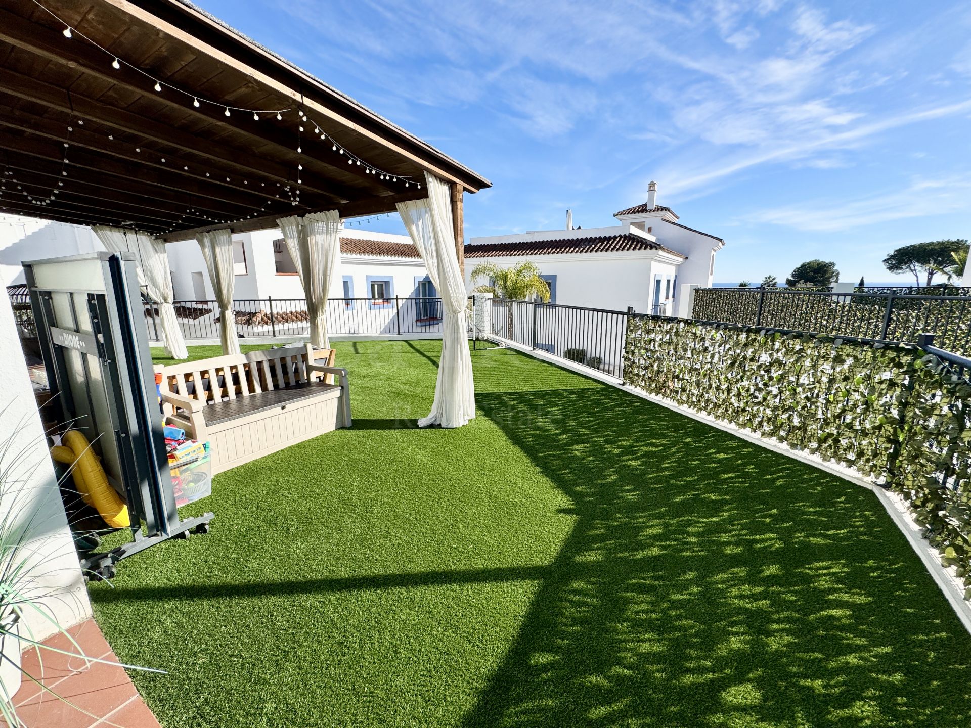 Apartamento en Paraiso Pueblo, Benahavis