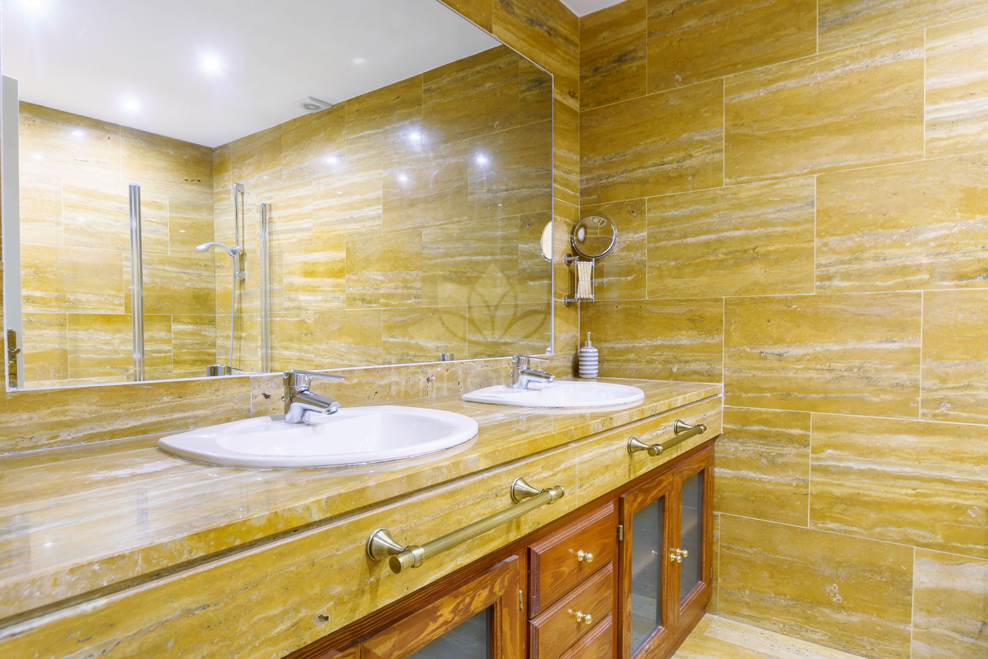 Ground Floor Apartment in El Embrujo Playa, Marbella