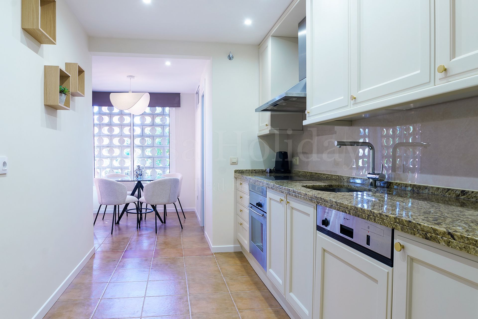 Ground Floor Apartment in El Embrujo Playa, Marbella