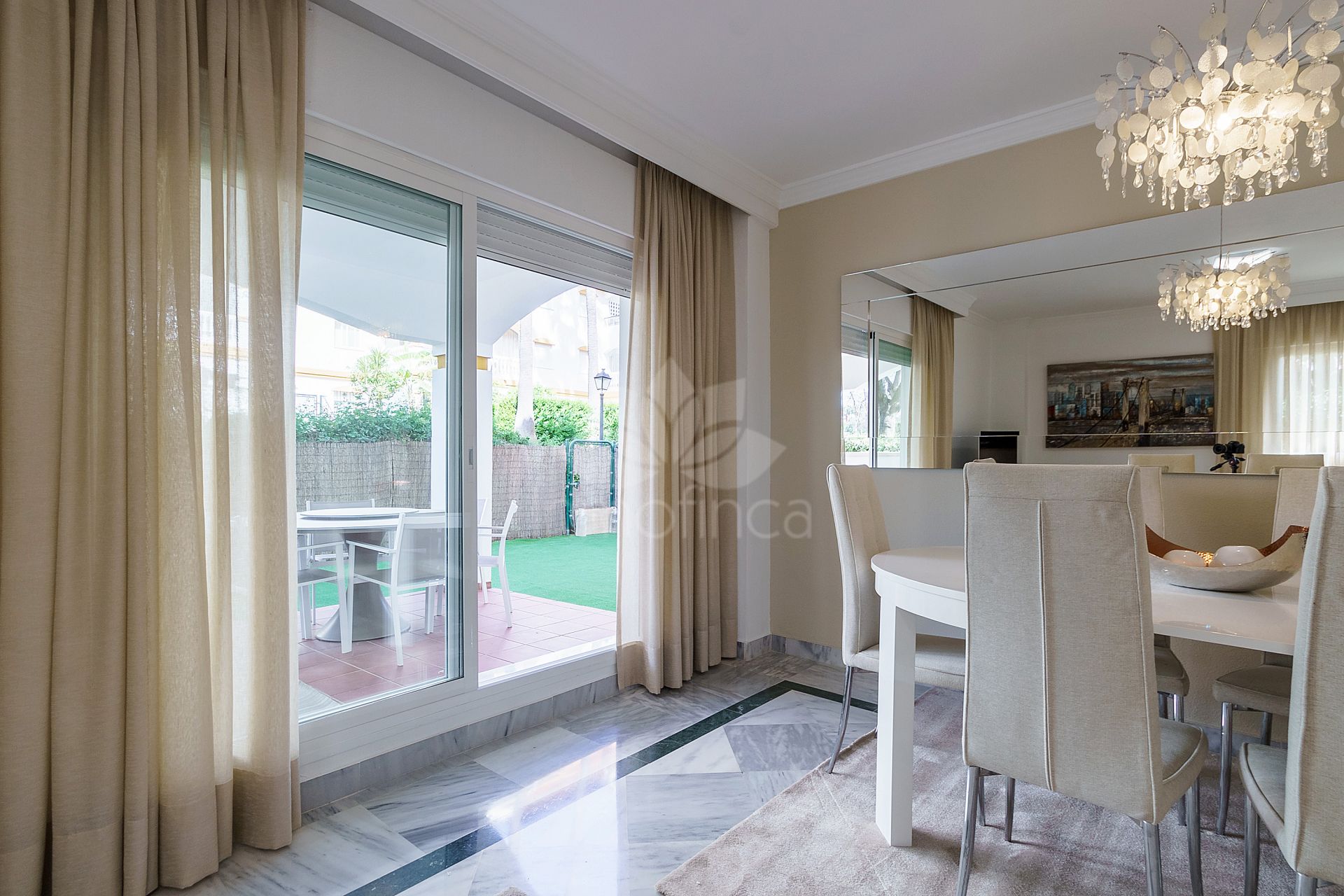 Ground Floor Apartment in La Dama de Noche, Marbella