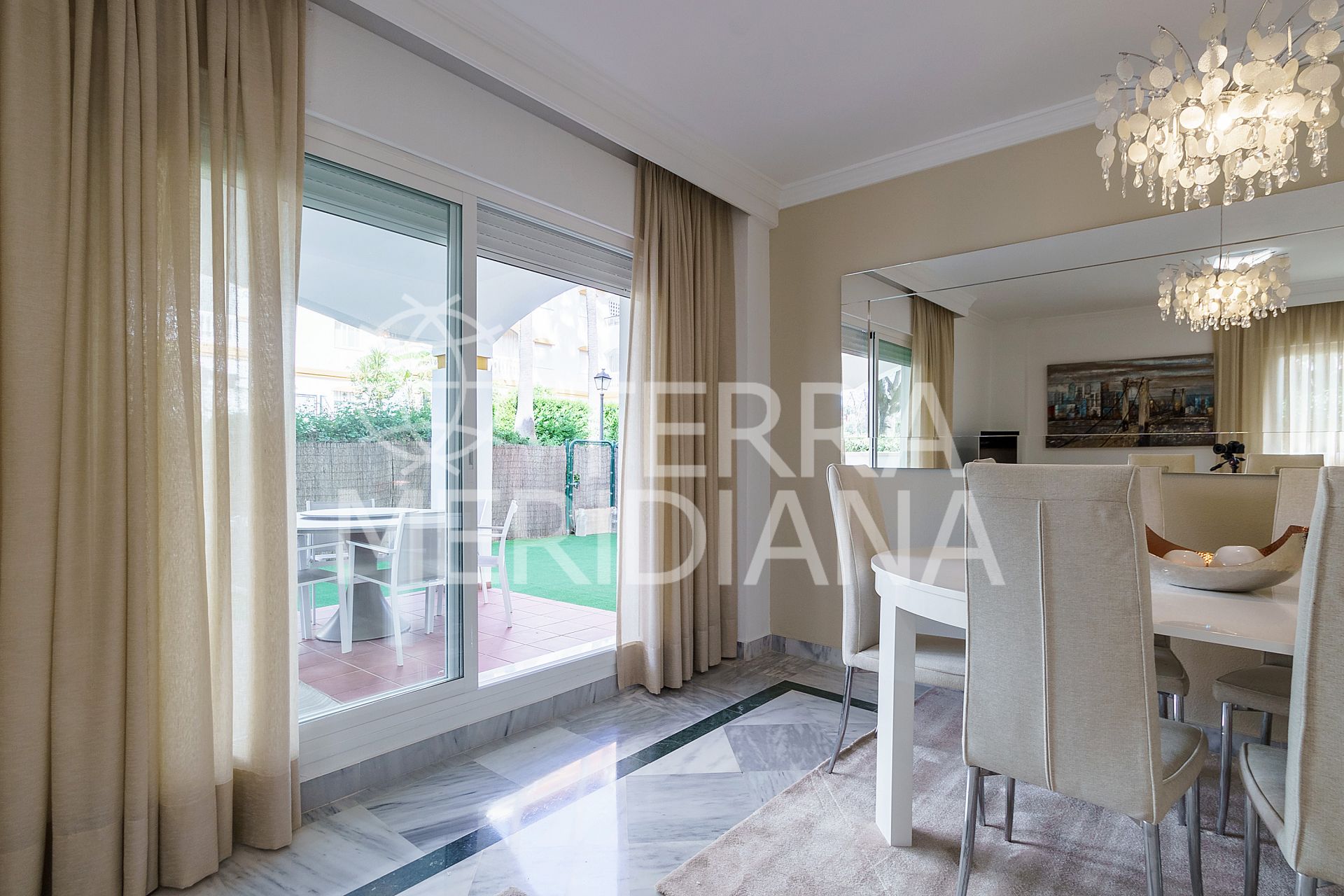 Ground Floor Apartment in La Dama de Noche, Marbella