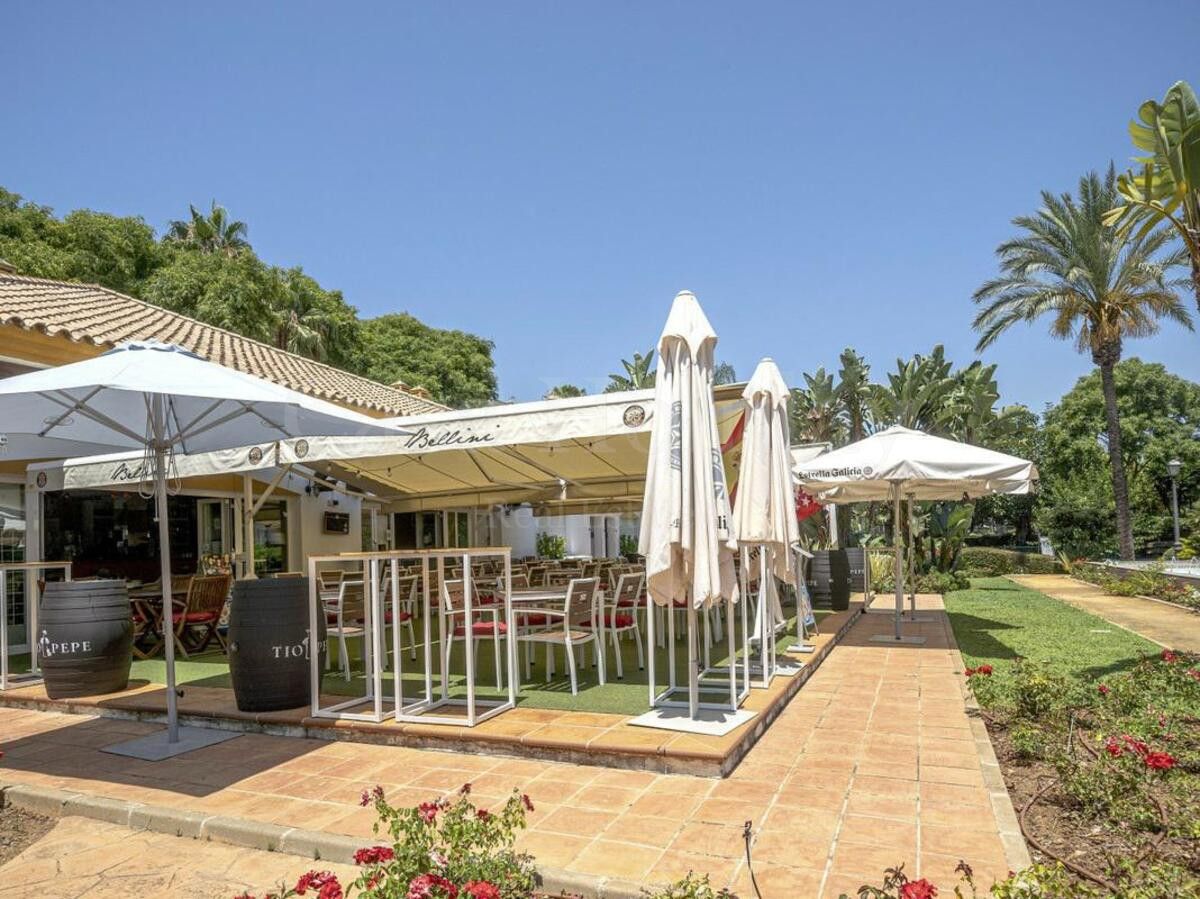 Apartamento Planta Baja en La Dama de Noche, Marbella