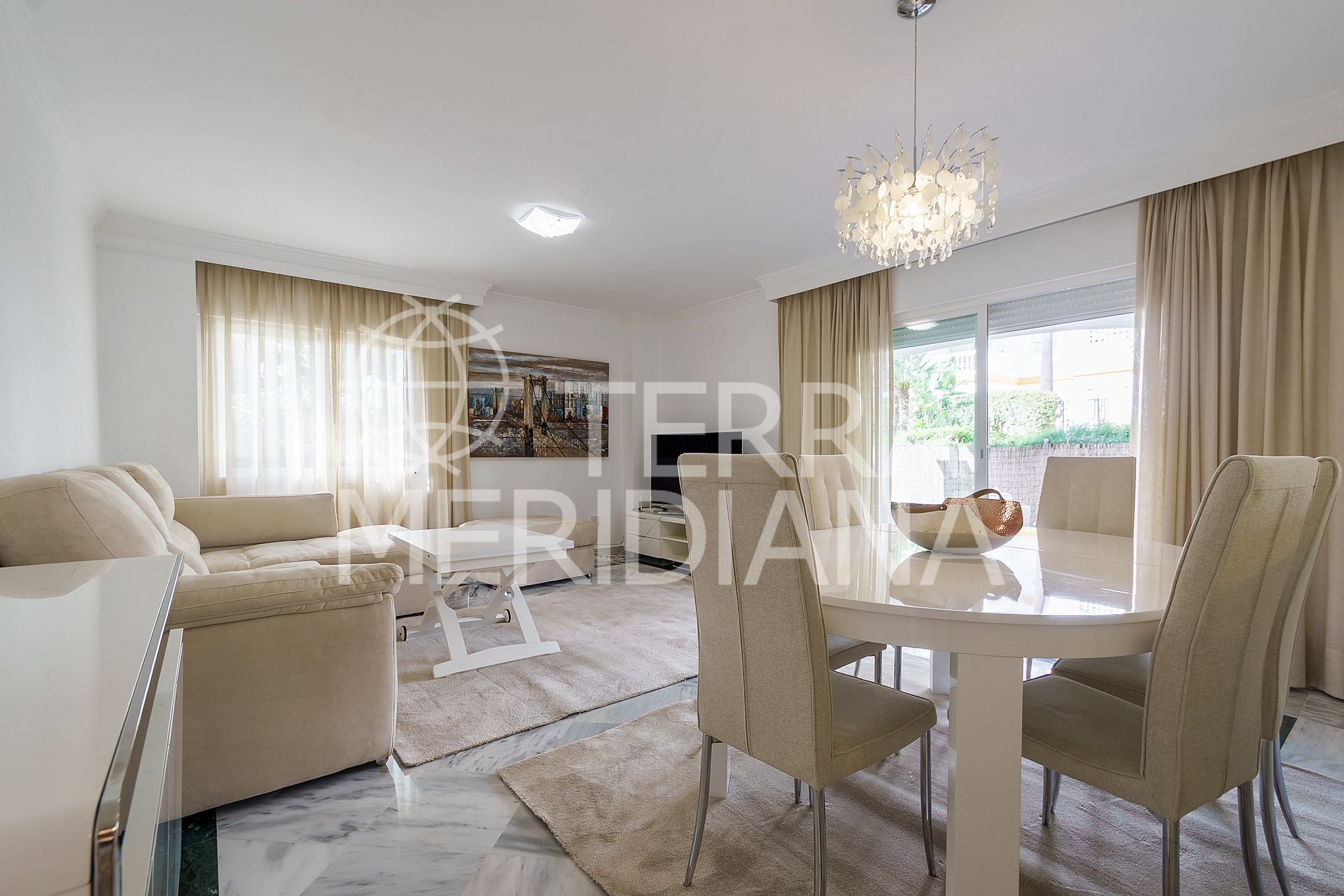 Ground Floor Apartment in La Dama de Noche, Marbella