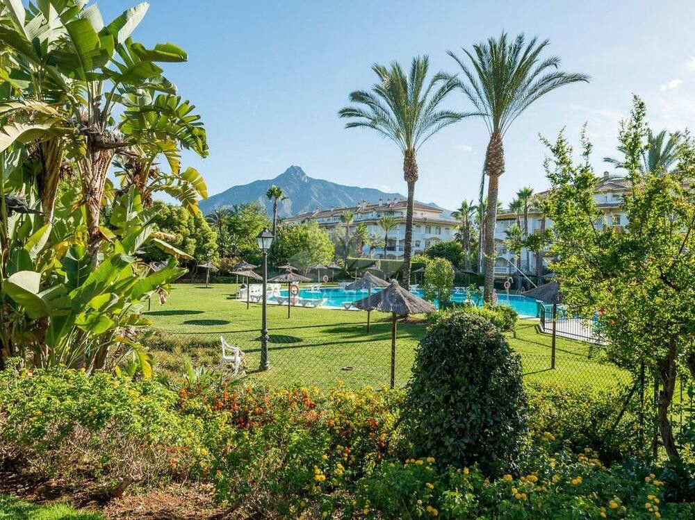Ground Floor Apartment in La Dama de Noche, Marbella