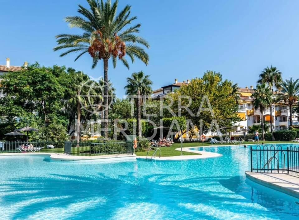 Ground Floor Apartment in La Dama de Noche, Marbella