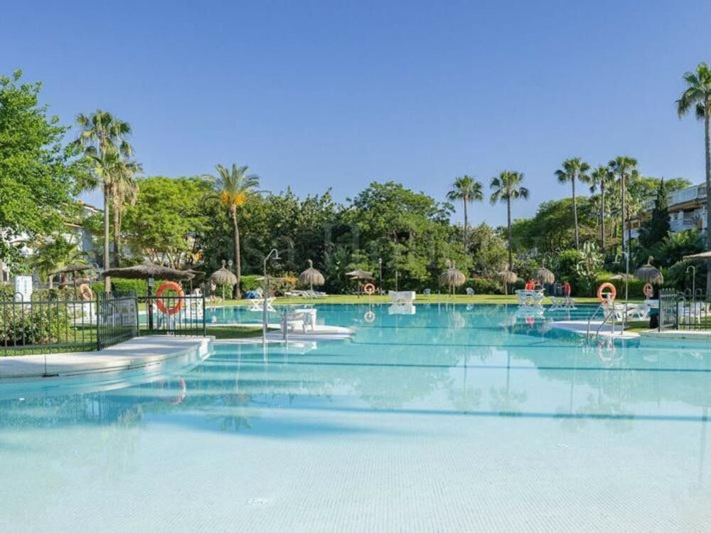 Apartamento Planta Baja en La Dama de Noche, Marbella