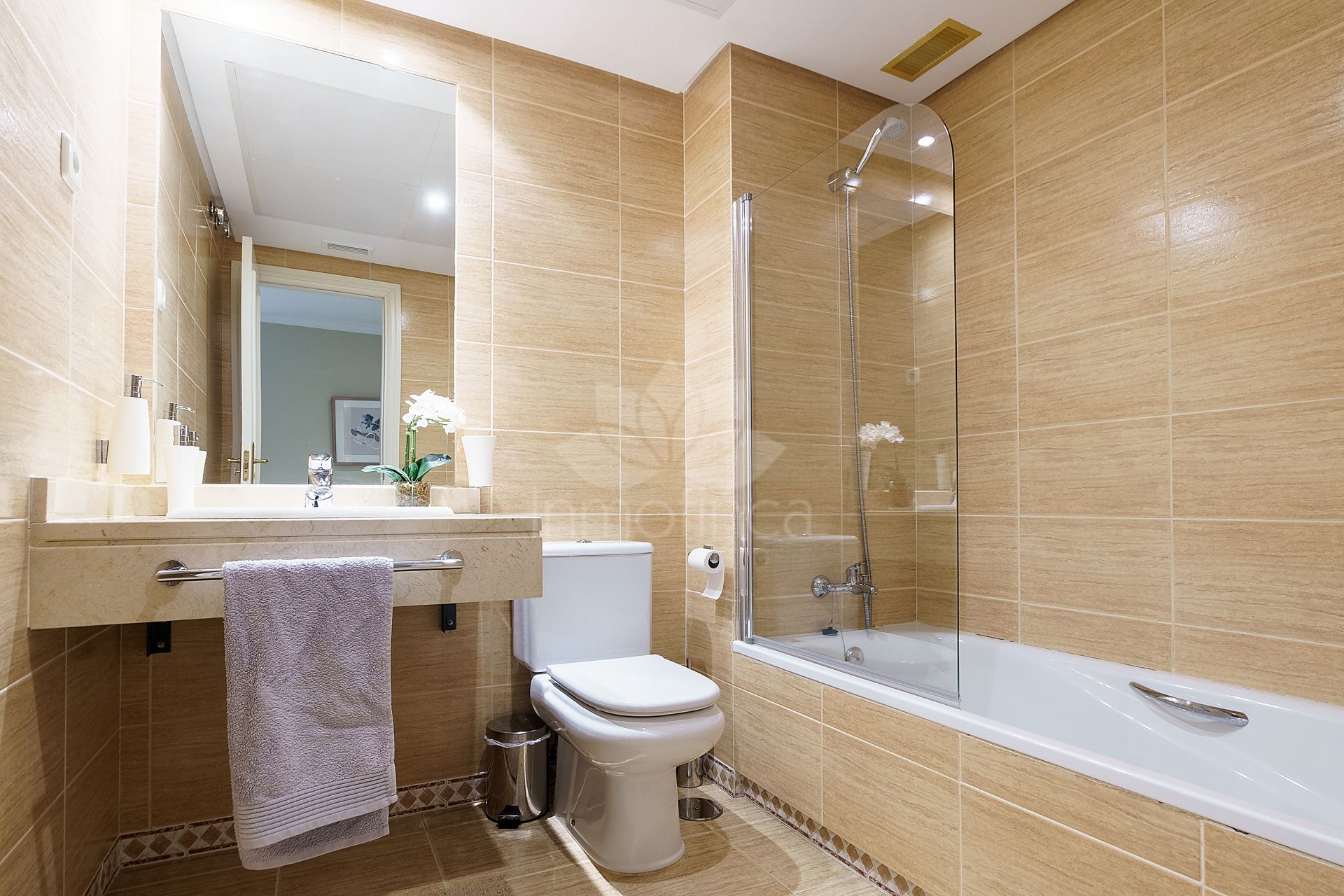 Ground Floor Apartment in La Dama de Noche, Marbella