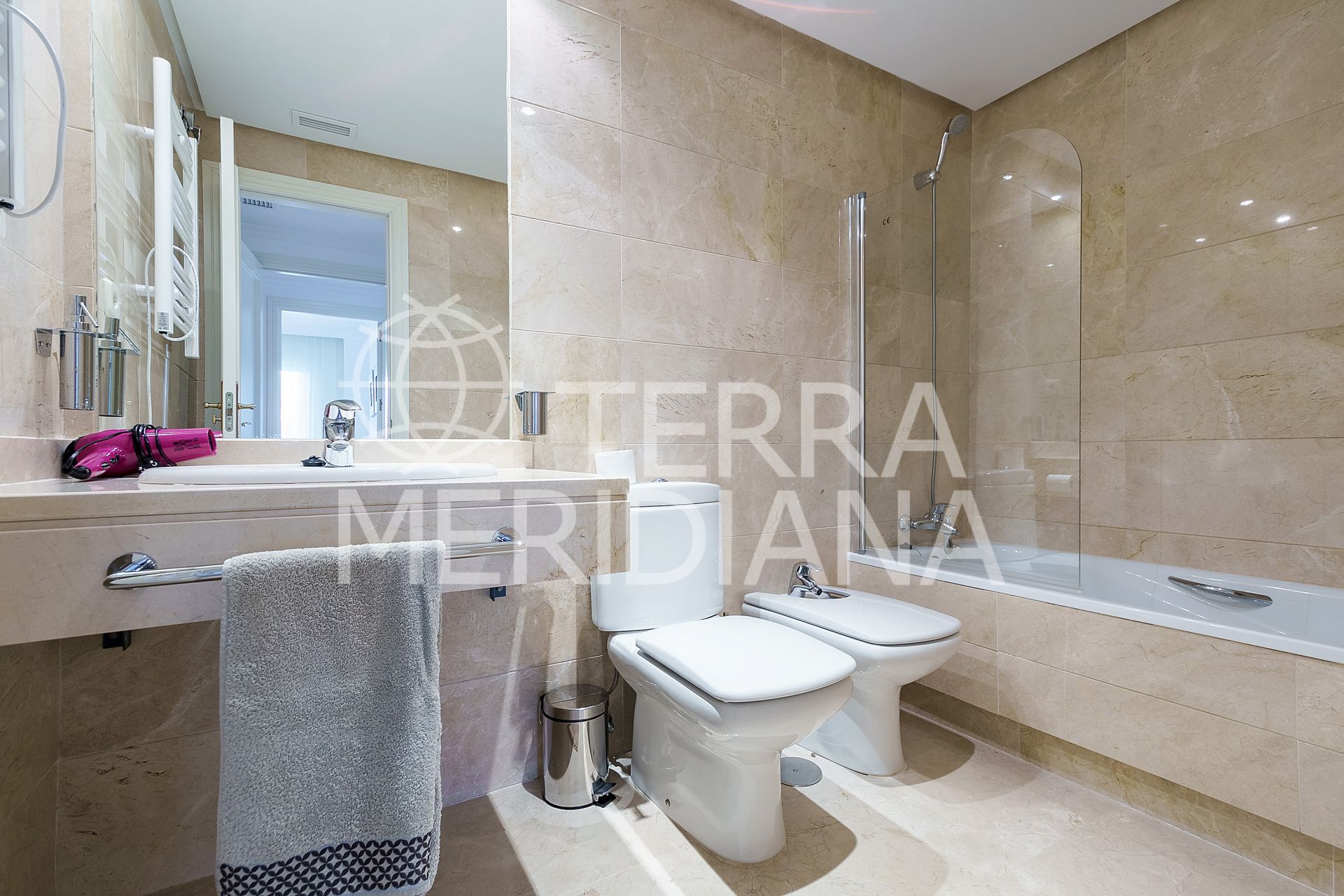 Ground Floor Apartment in La Dama de Noche, Marbella