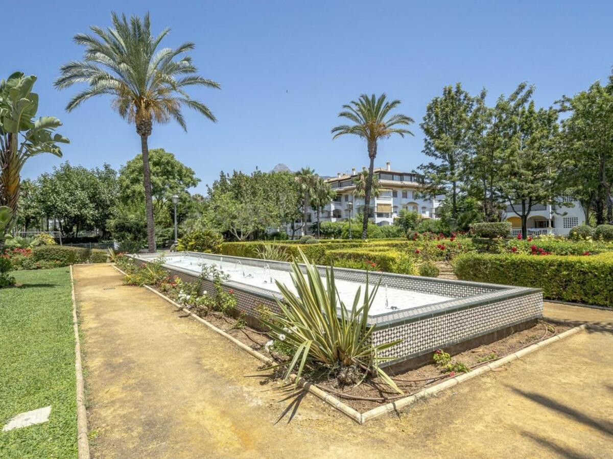 Apartamento Planta Baja en La Dama de Noche, Marbella