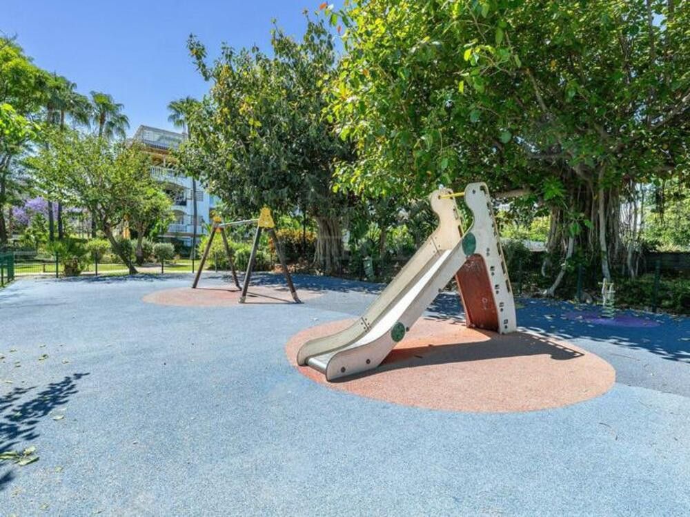 Apartamento Planta Baja en La Dama de Noche, Marbella