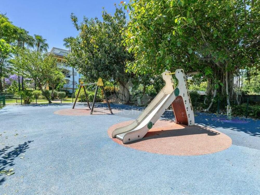 Ground Floor Apartment in La Dama de Noche, Marbella