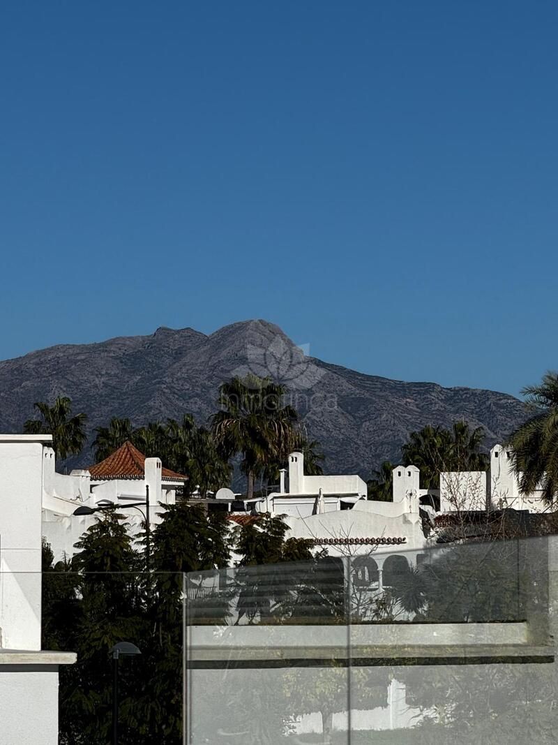 Apartment in Bel Air, Estepona