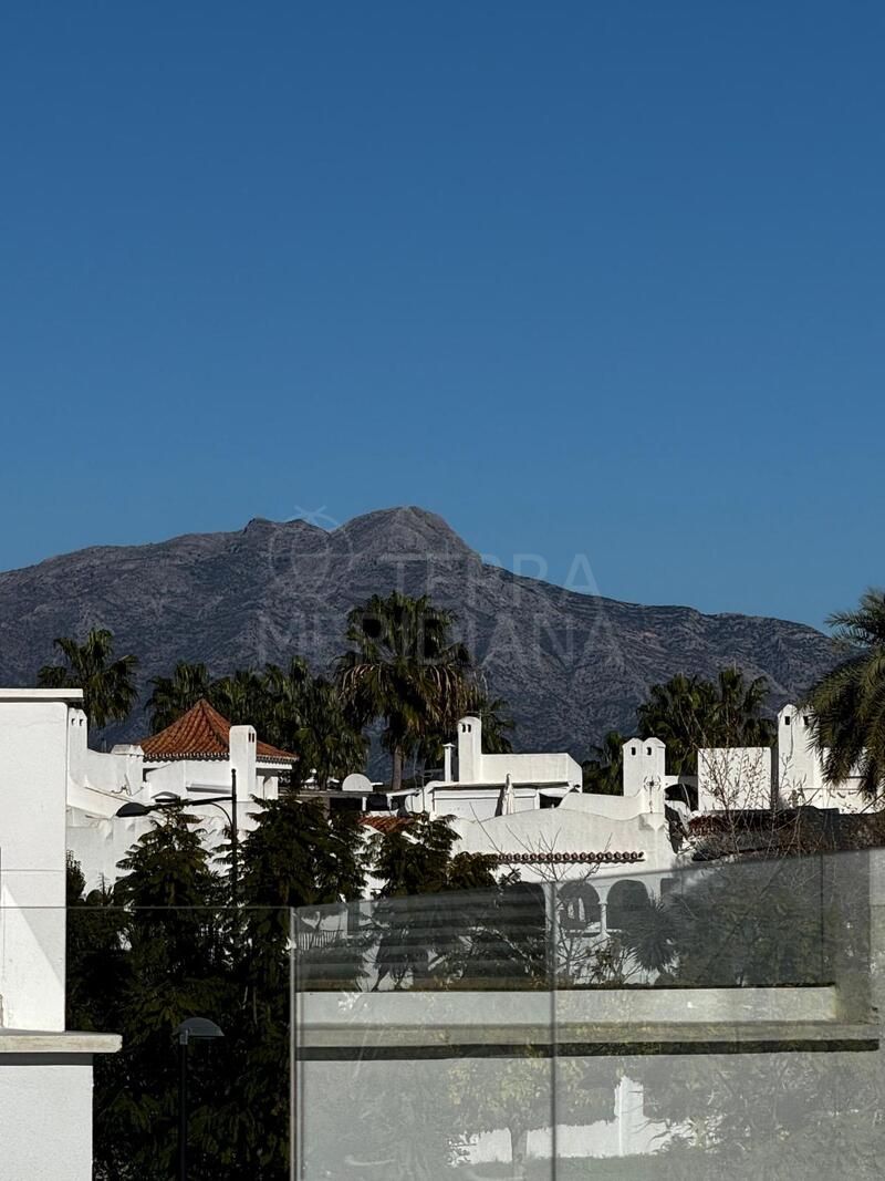 Apartment in Bel Air, Estepona