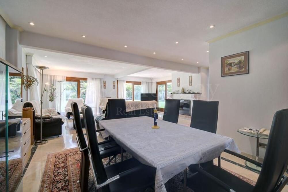 Villa en New Golden Mile, Estepona