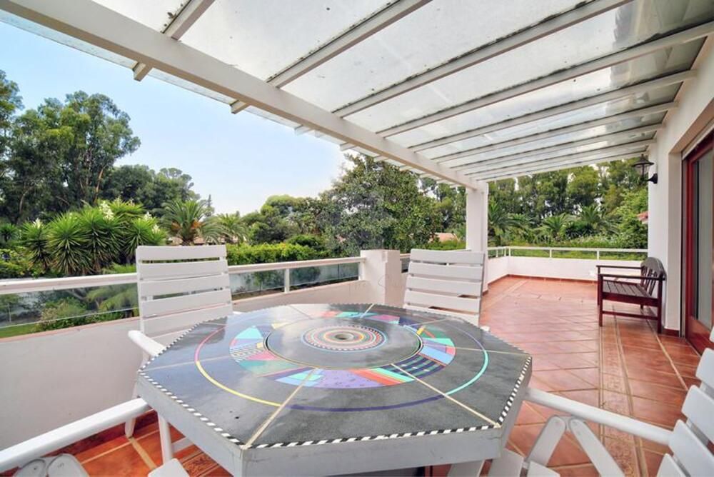 Villa en New Golden Mile, Estepona