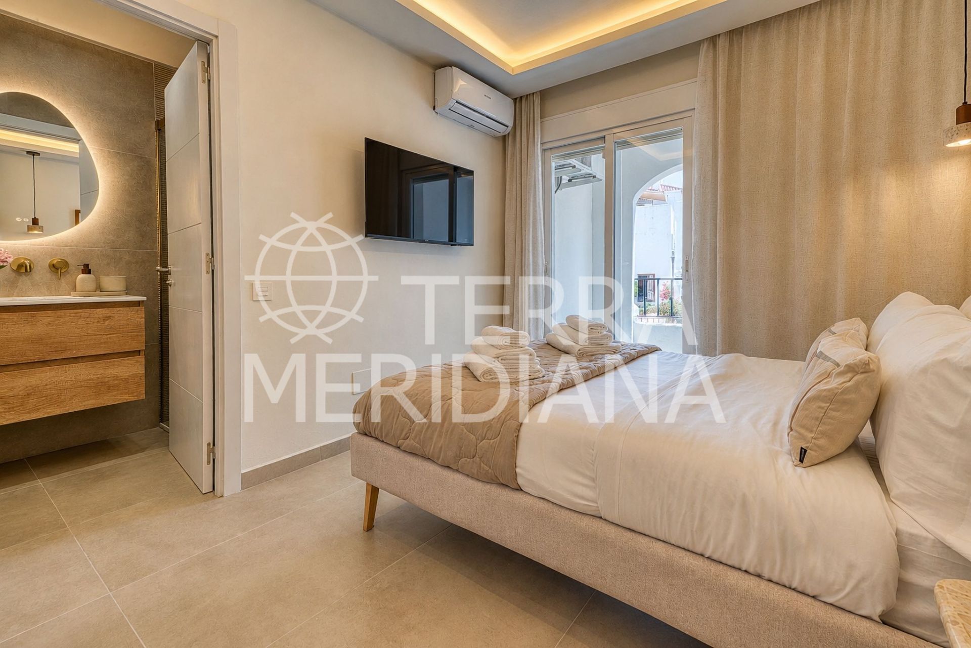 Apartment in Nueva Andalucia, Marbella