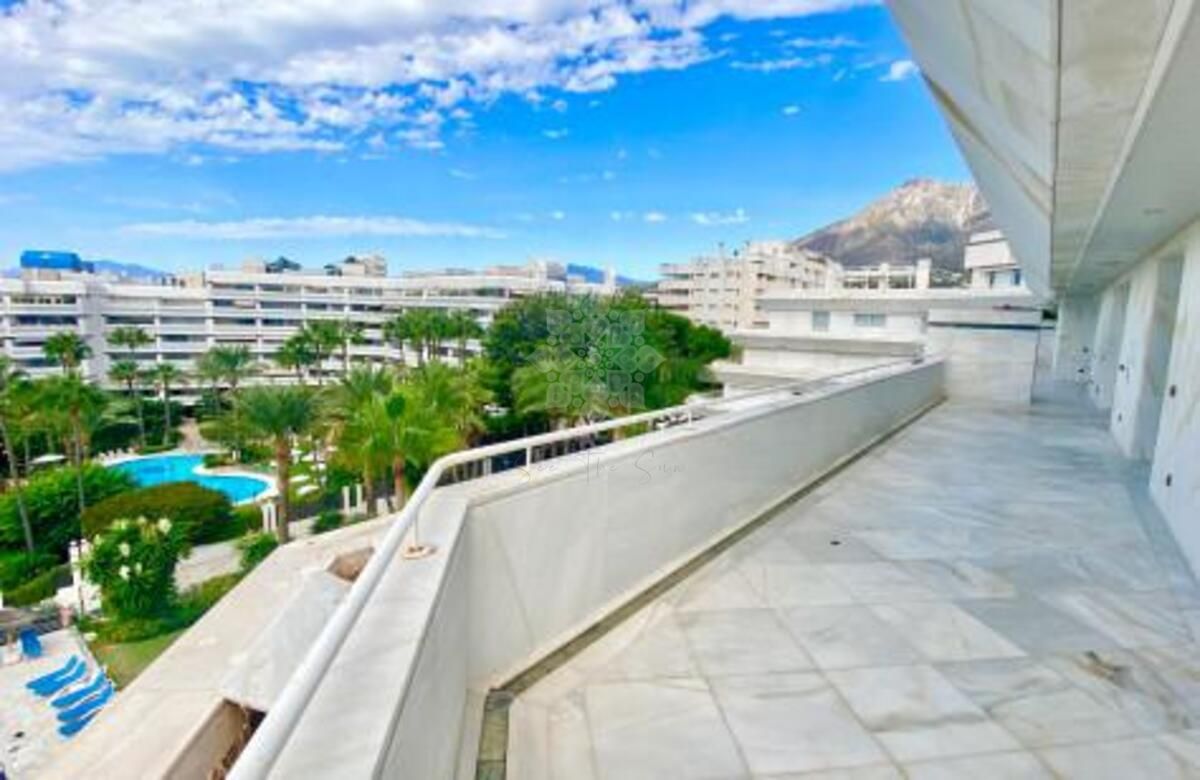 Apartment in Mare Nostrum, Marbella