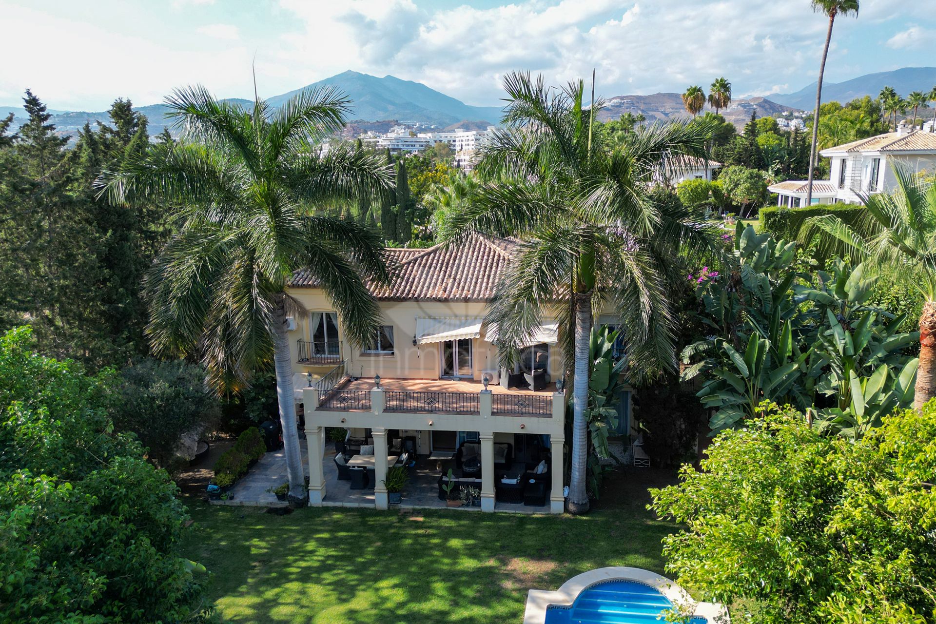 Villa in Las Brisas, Marbella