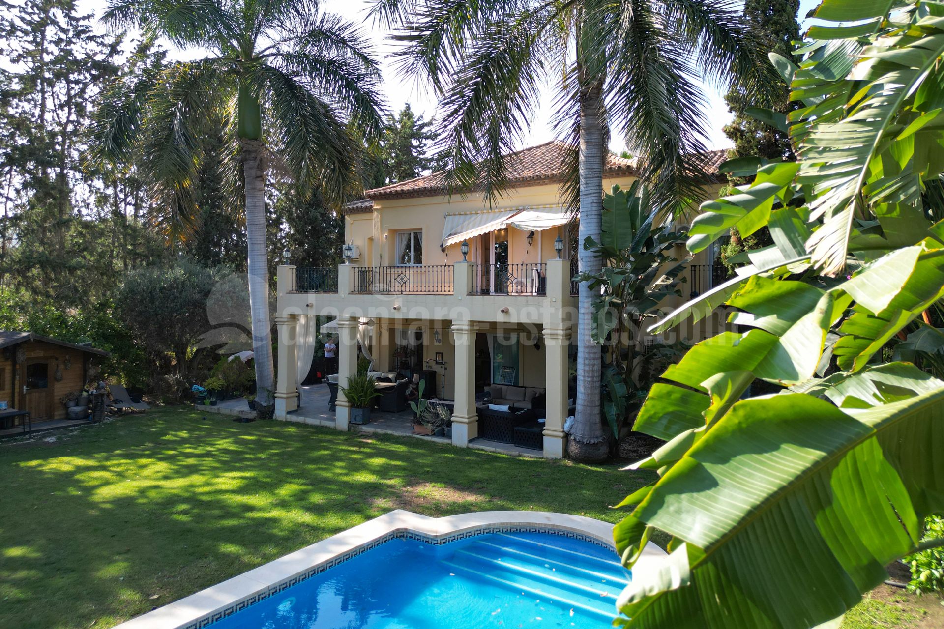 Villa in Las Brisas, Marbella