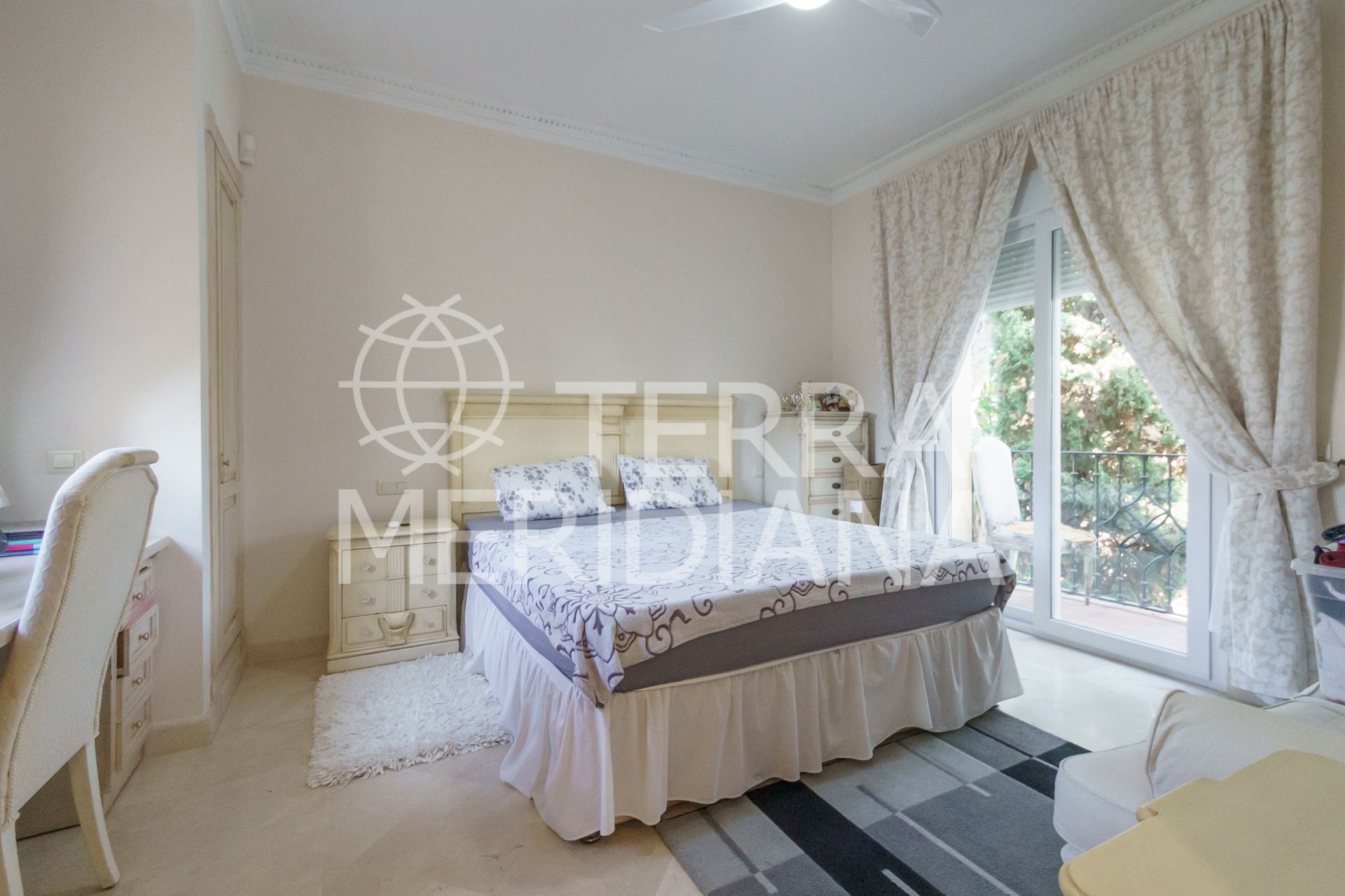 Villa in Las Brisas, Marbella