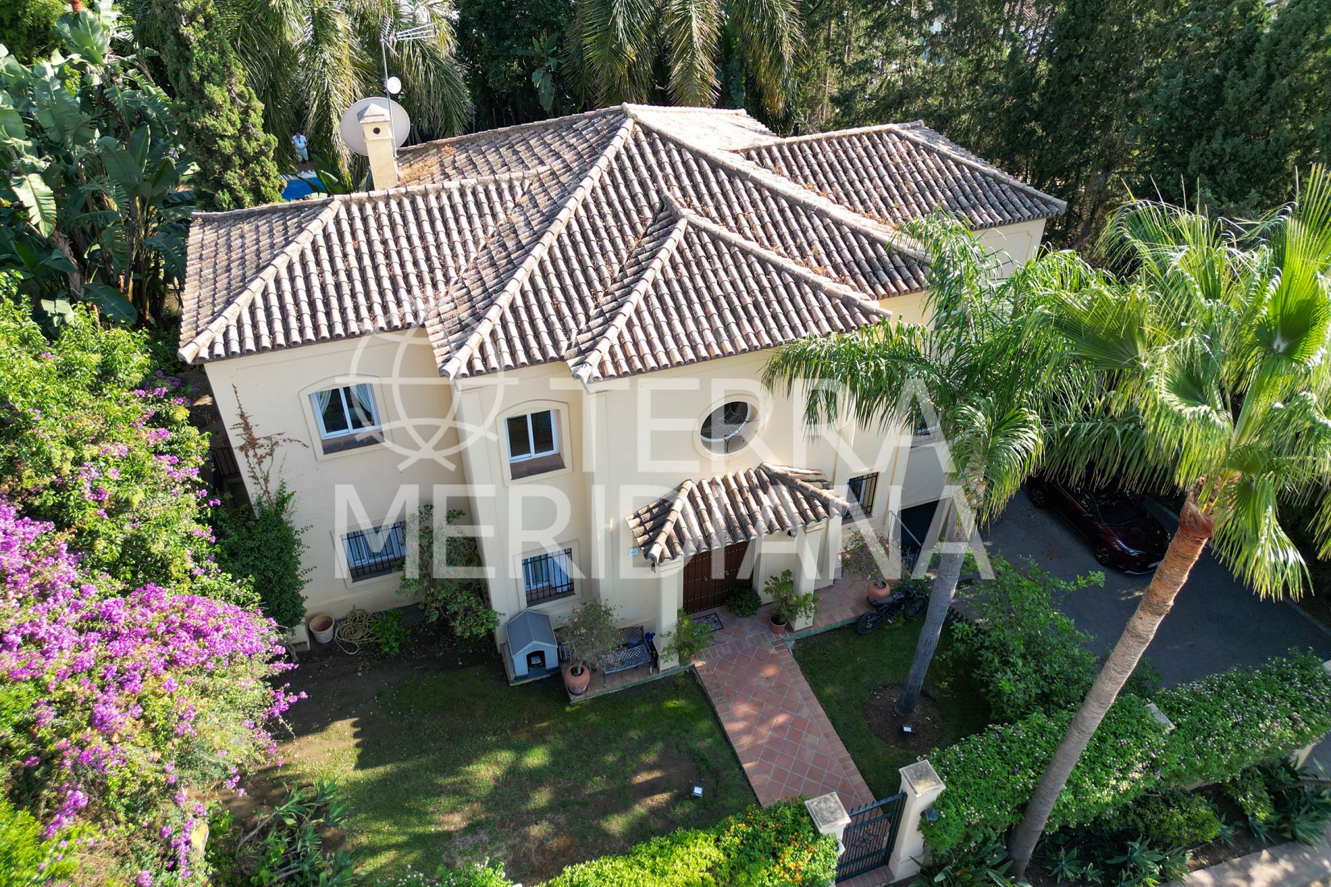 Villa in Las Brisas, Marbella