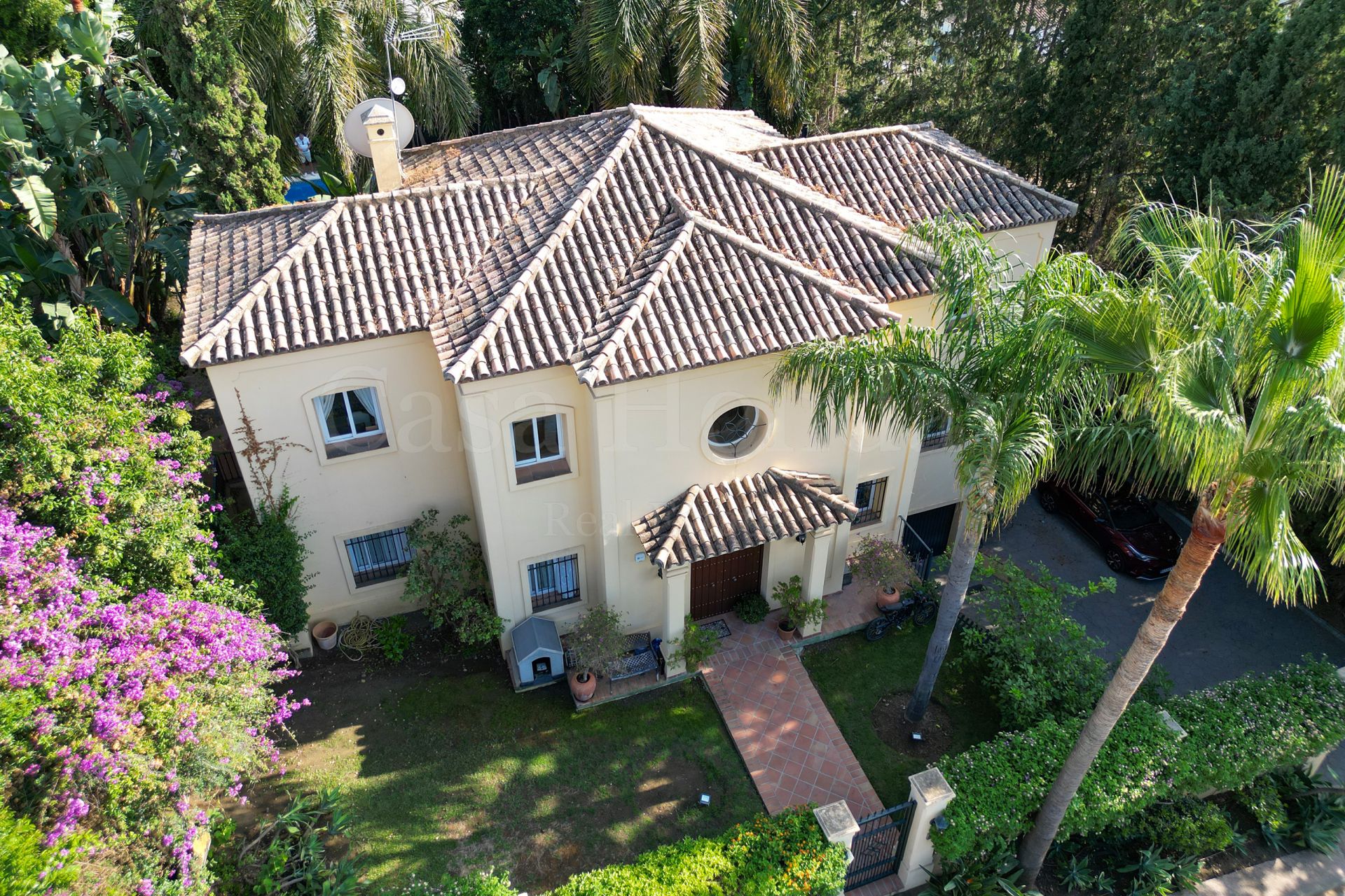Villa in Las Brisas, Marbella
