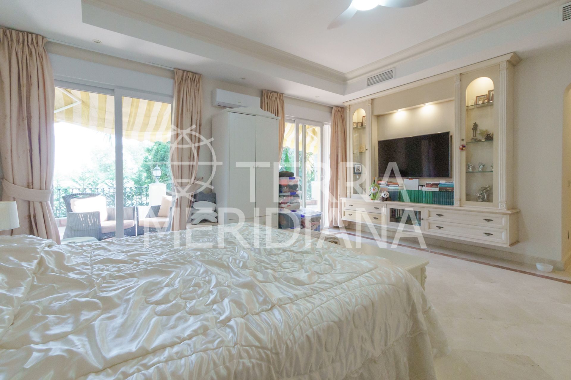Villa in Las Brisas, Marbella