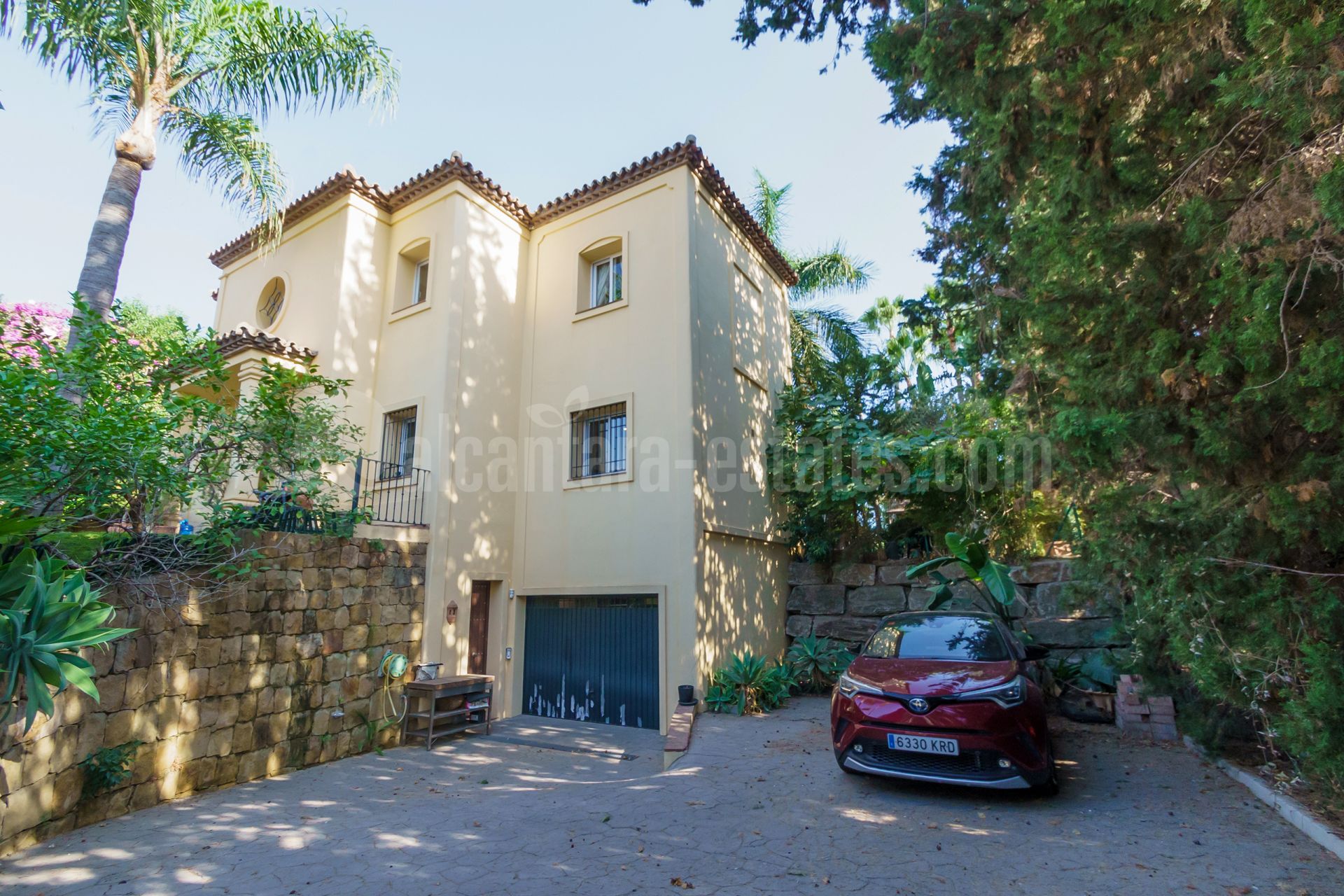 Villa in Las Brisas, Marbella