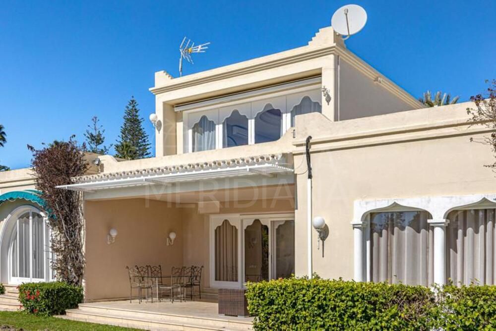 Villa in El Pilar, Estepona