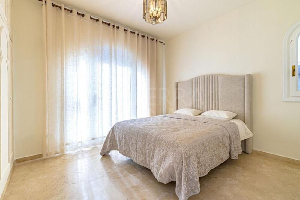 Villa in El Pilar, Estepona
