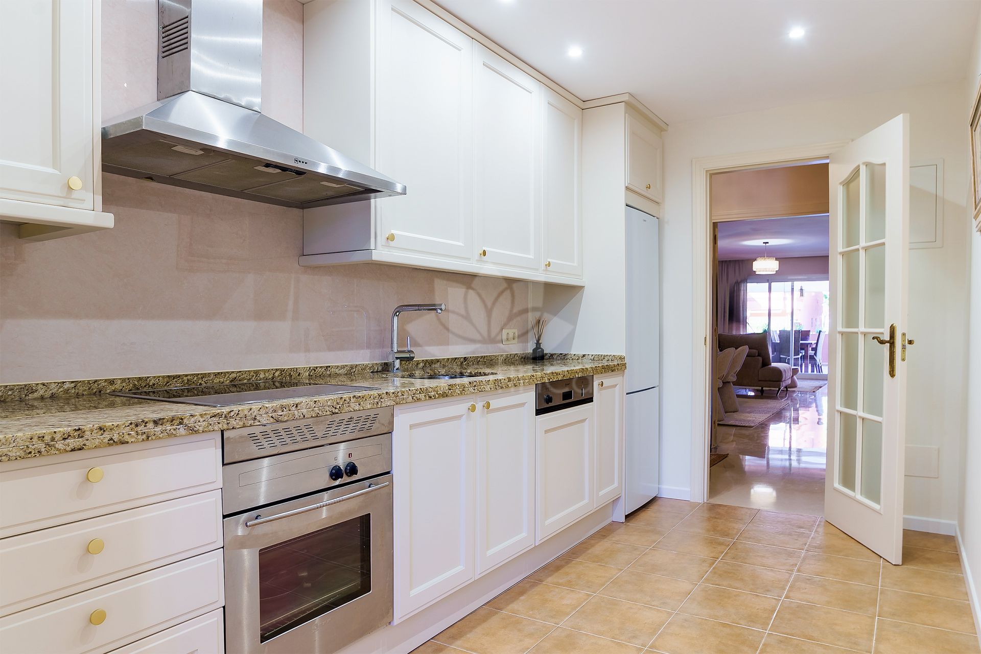Ground Floor Apartment in El Embrujo Playa, Marbella