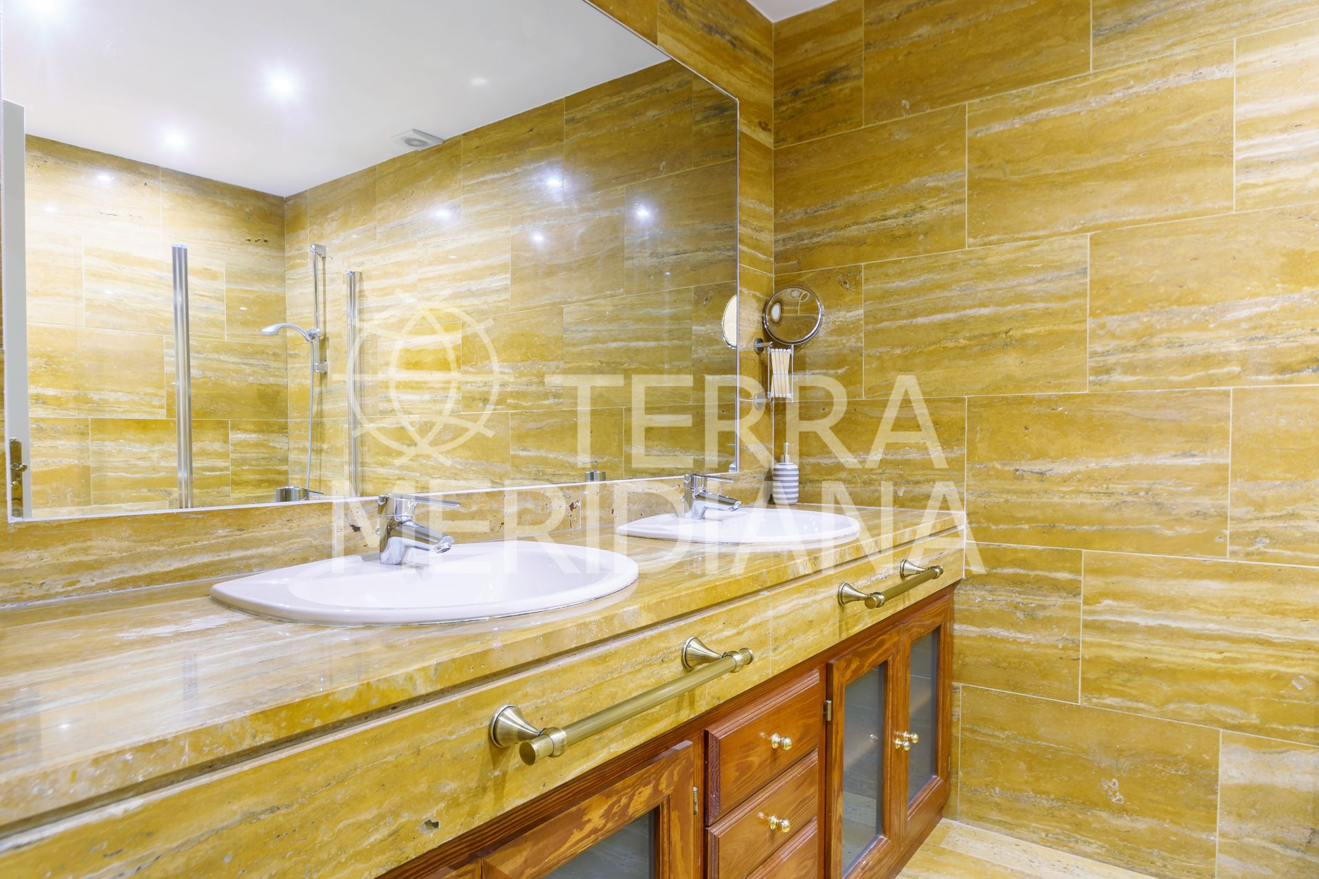 Ground Floor Apartment in El Embrujo Playa, Marbella