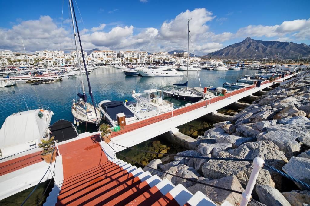 Apartamento en Playas del Duque, Marbella