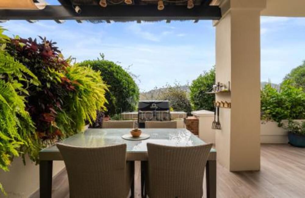 Ground Floor Apartment in Los Capanes del Golf, Benahavis