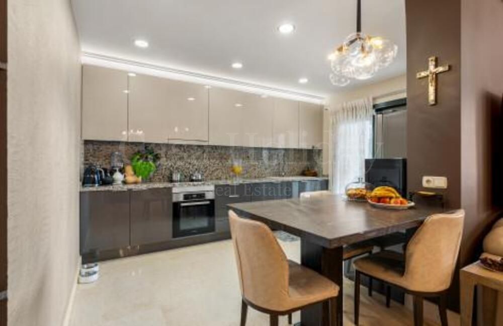 Ground Floor Apartment in Los Capanes del Golf, Benahavis