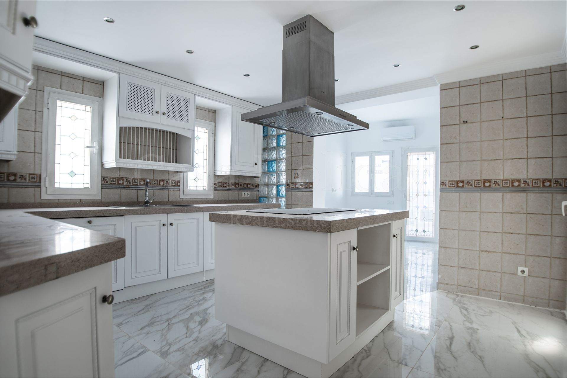 Villa in Los Naranjos Golf, Marbella