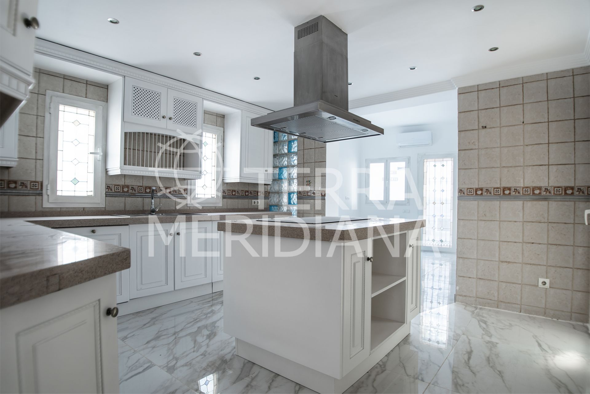 Villa in Los Naranjos Golf, Marbella