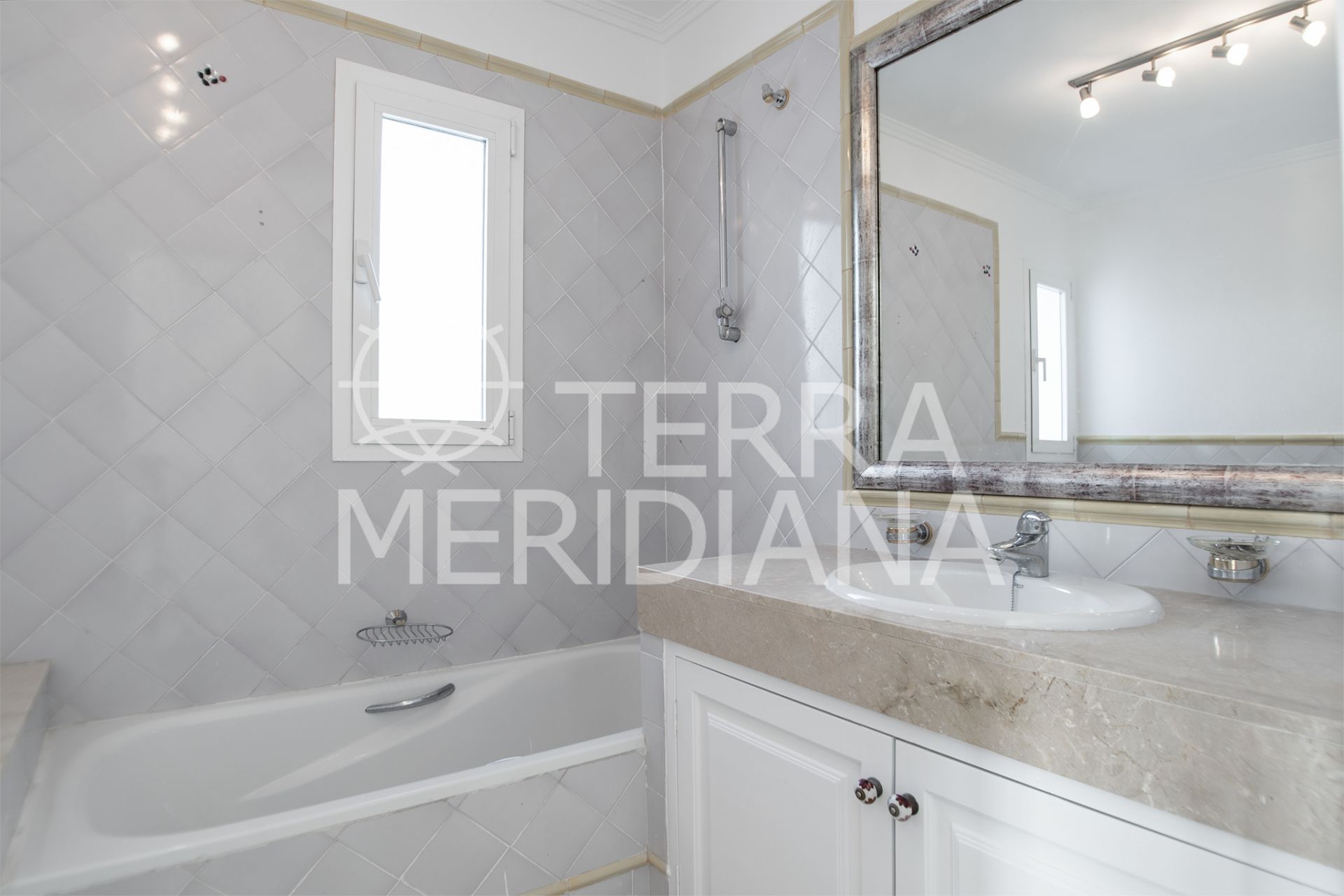 Villa in Los Naranjos Golf, Marbella